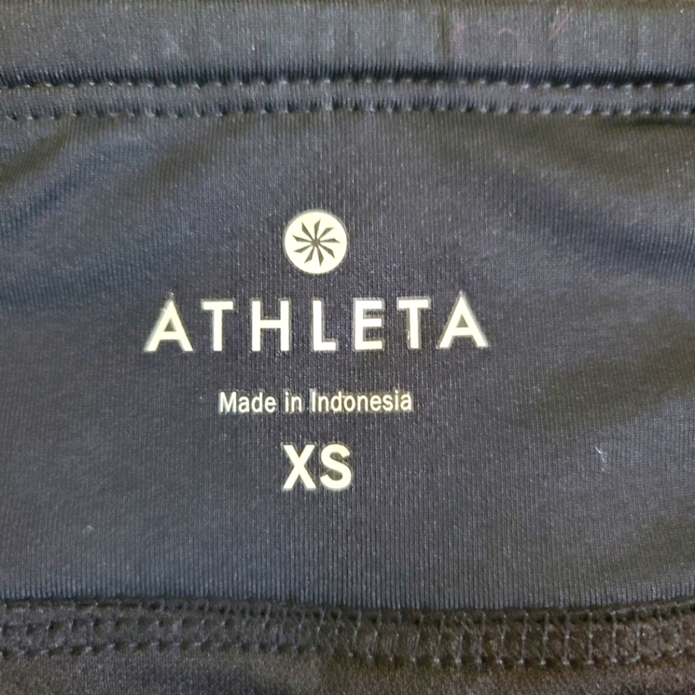 ATHLETA Ready Set Go Shorts Reflective Multi-color - Picture 5 of 9